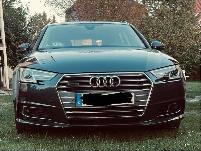 Grau Gebraucht 2018 Audi A4 Ambiente Kombi | 24.000 € (Etwas zu teuer) - Bild 1/4