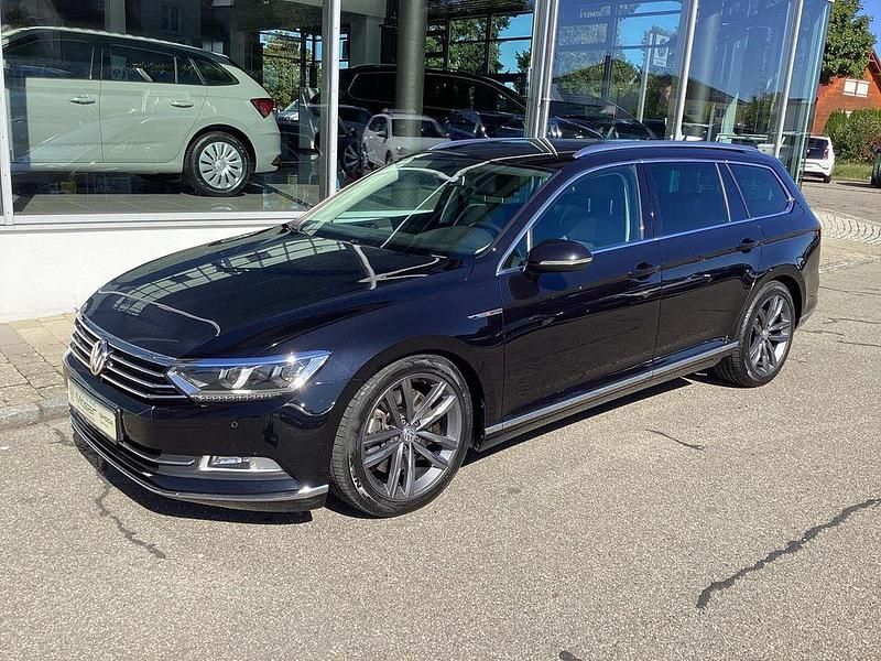 Schwarz Gebraucht 2015 VW Passat Highline Kombi | 16.990 € (Fairer Preis) - Bild 1/4