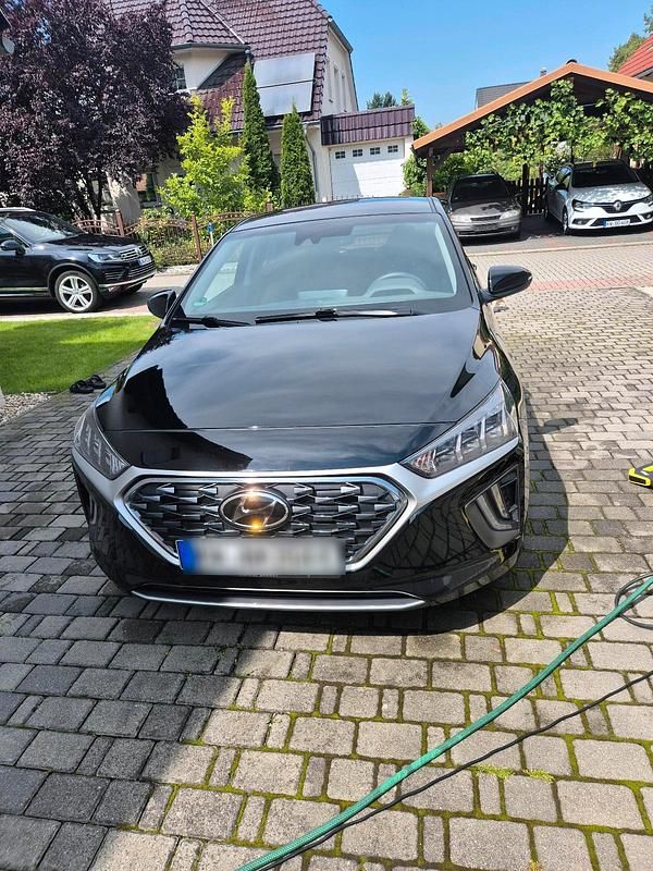 Schwarz Gebraucht 2022 Hyundai Ioniq Limousine | 17.500 € (Guter Preis) - Bild 1/4