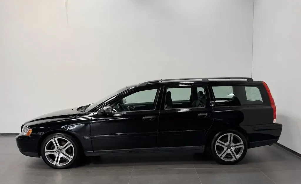 Gebraucht Volvo V70 Kinetic 179 PS (131 kW) 2005 Schwarz Kombi