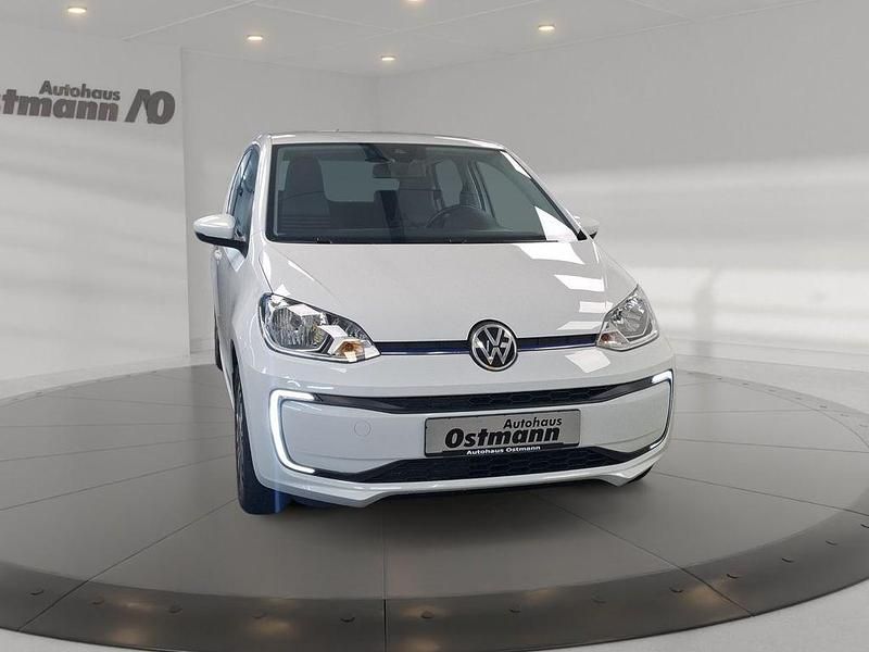 Gebraucht VW e-up! 61 kW (83 PS) 2020 Pure white Kleinwagen