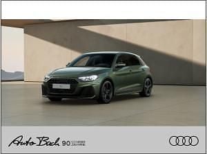 Neu Audi A1 S-Line 116 PS (85 kW) 2026 Grün (distriktgrün metallic) SUV