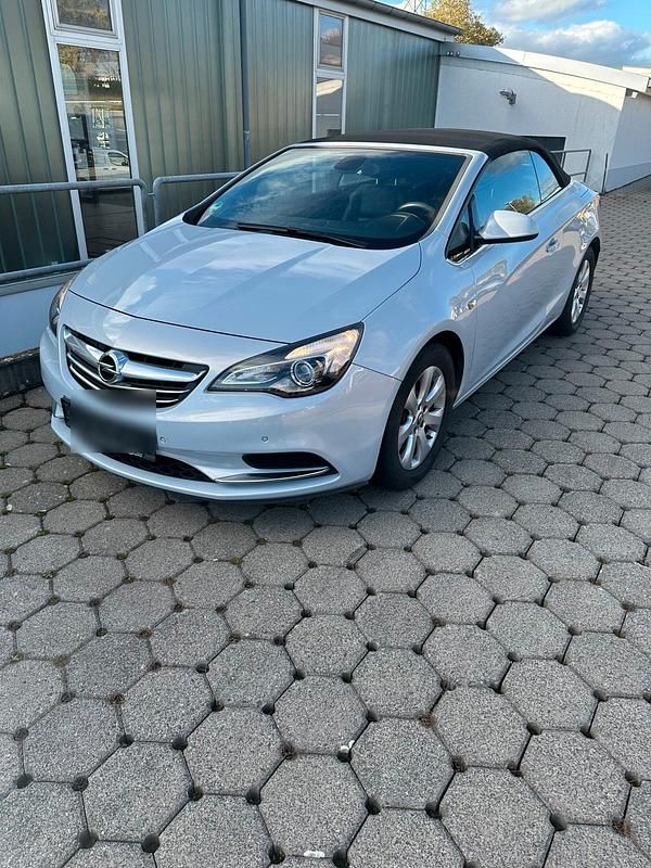 Silber Gebraucht 2013 Opel Cascada Edition Cabrio | 7.950 € (Teuer) - Bild 1/4