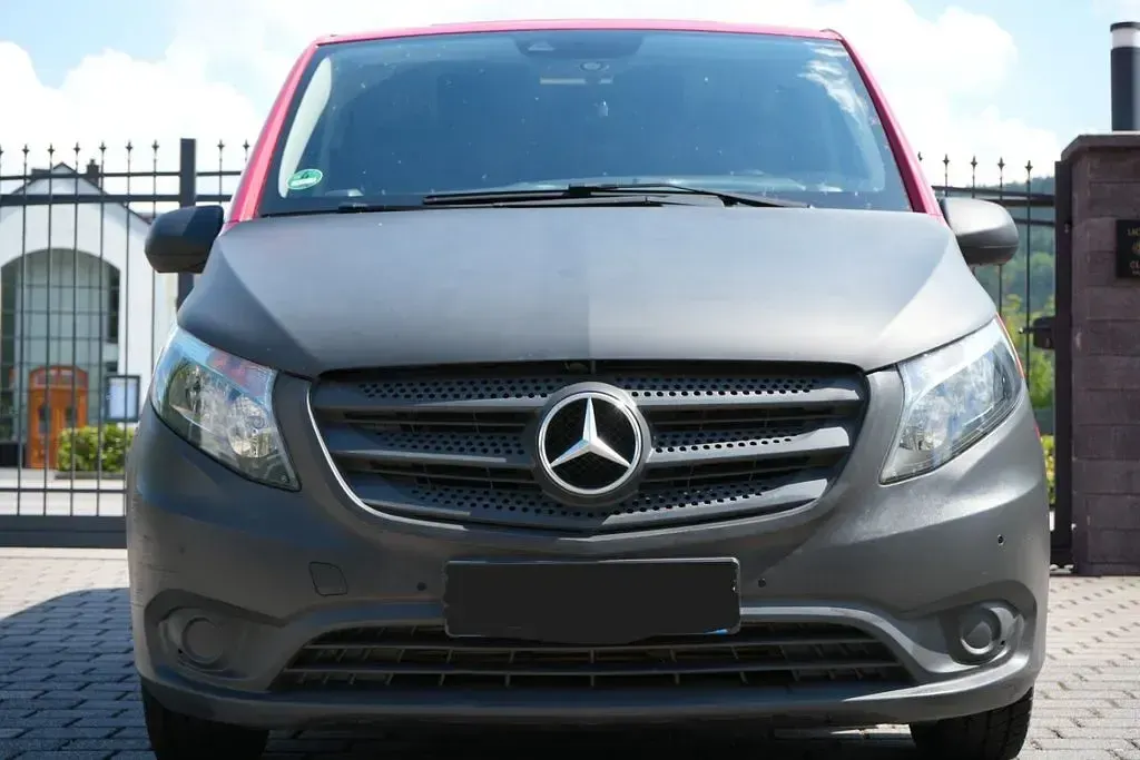 Gebraucht Mercedes Vito 136 PS (100 kW) 2016 Rot Van