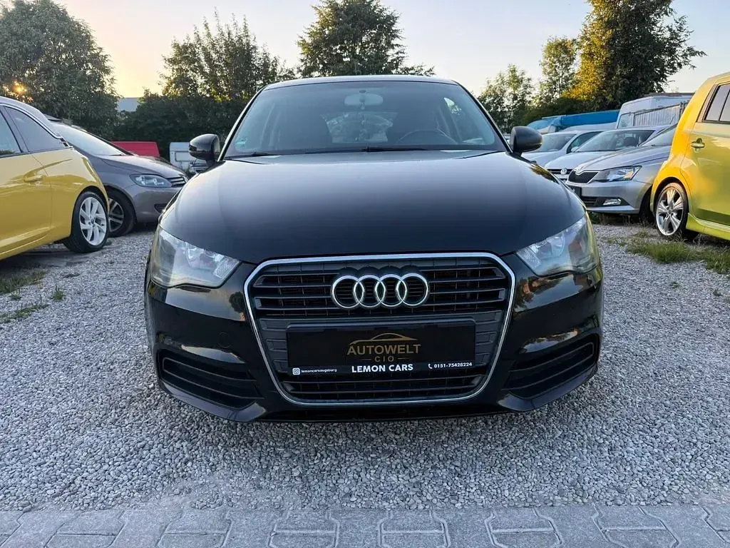 Gebraucht Audi A1 Attraction 86 PS (63 kW) 2012 Schwarz Kleinwagen