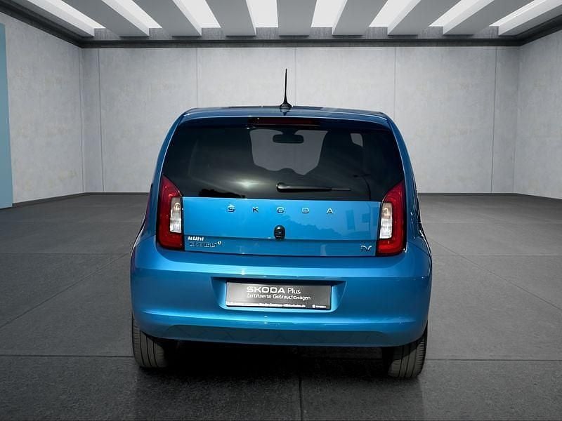 Blau Gebraucht 2021 Skoda Citigo-e IV Kleinwagen | 15.249 € (Etwas zu teuer) - Bild 1/4