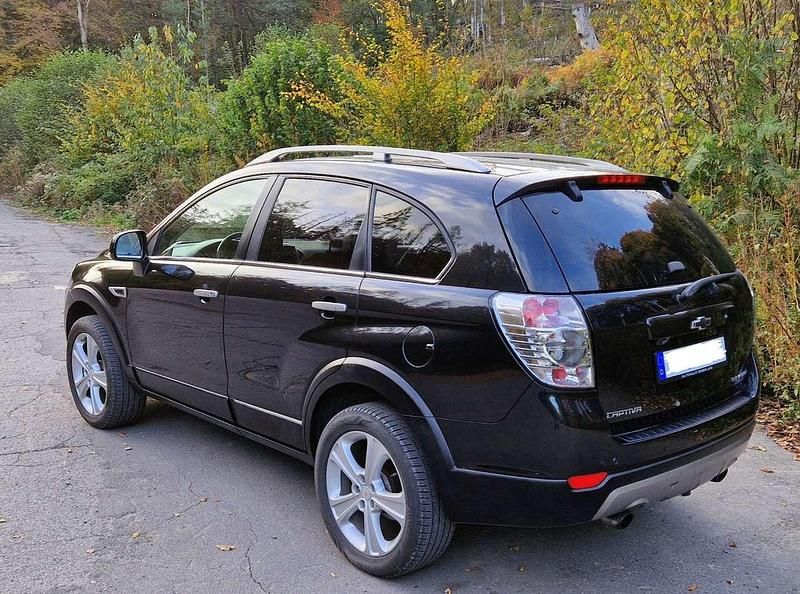 Gebraucht Chevrolet Captiva LTZ 184 PS (135 kW) 2012 Schwarz SUV