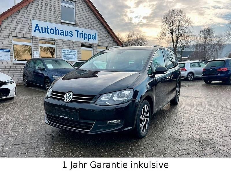 Gebraucht VW Sharan Active 150 PS (110 kW) 2022 Schwarz Van / Kleinbus
