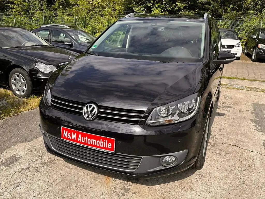 Gebraucht VW Touran 140 PS (102 kW) 2015 Schwarz Van / Kleinbus