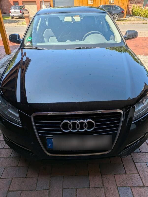 Schwarz Gebraucht 2012 Audi A3 Limousine | 6.150 € (Etwas zu teuer) - Bild 1/4