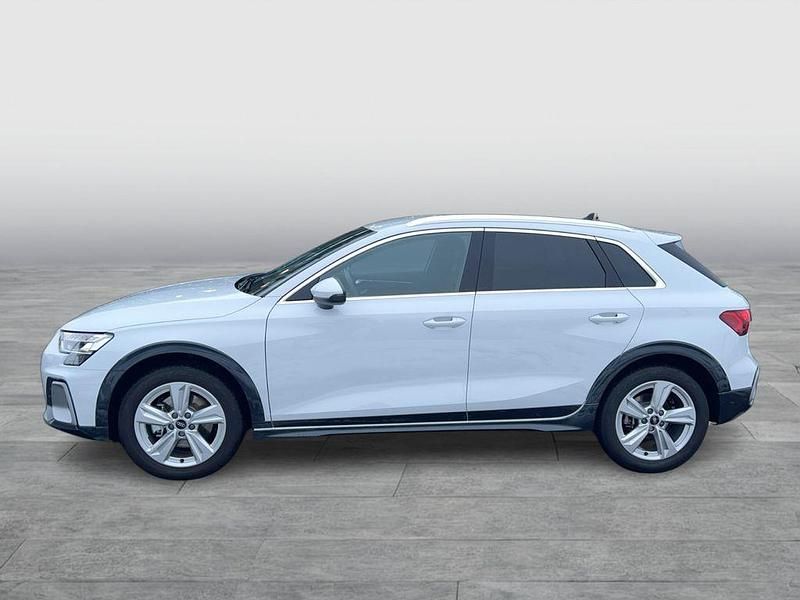 Gebraucht Audi A3 Ambiente 150 PS (110 kW) 2025 Gletscherweiß metallic Kombi