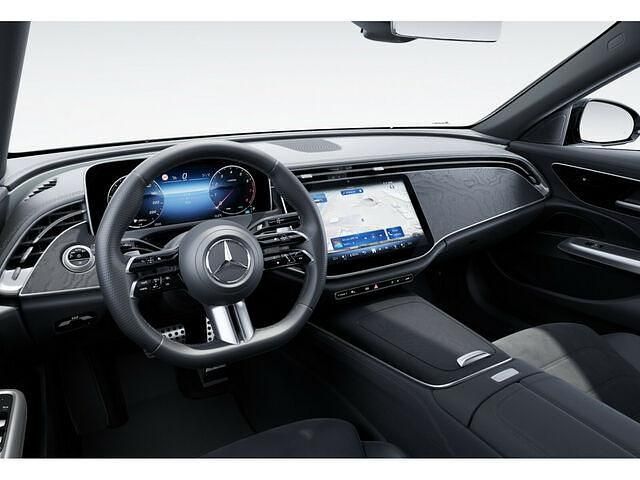 Gebraucht Mercedes E200 Advanced 204 PS (150 kW) 2024 Schwarz / obsidianschwarz (metallic) Kombi