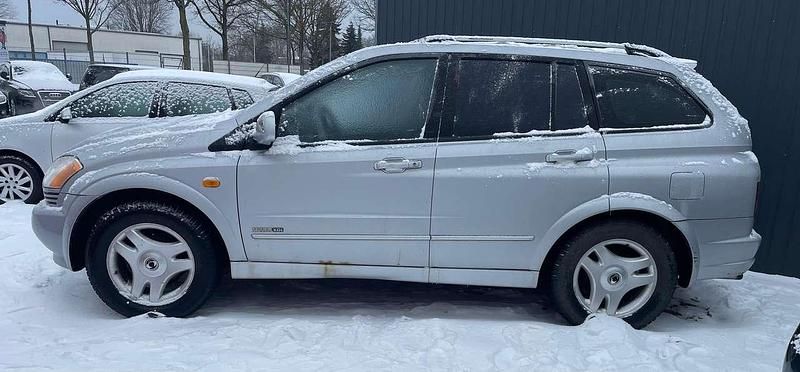 Gebraucht SsangYong Kyron 141 PS (103 kW) 2006 Grau SUV