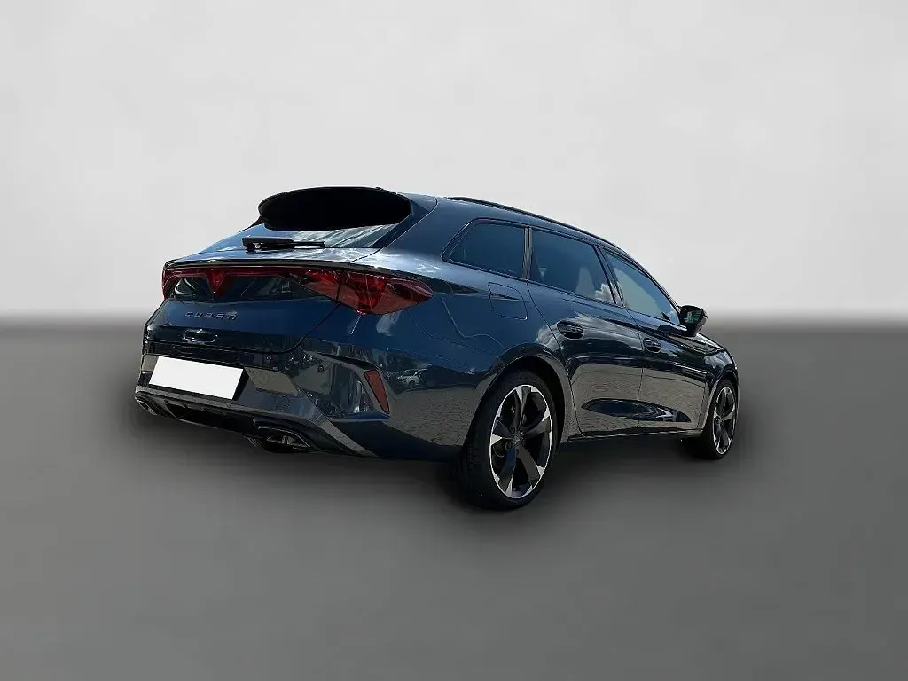 Nouă Cupra Leon 150 CP (110 kW) 2025 Gri