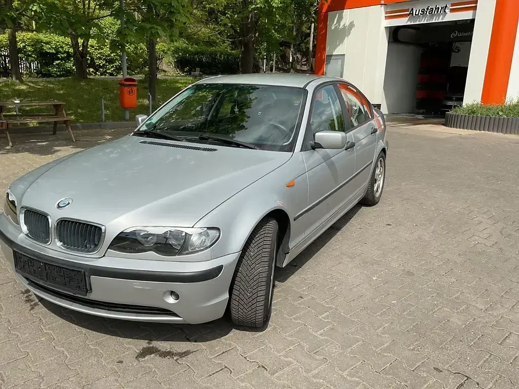 Gebraucht BMW 316 116 PS (85 kW) 2002 Grau Limousine