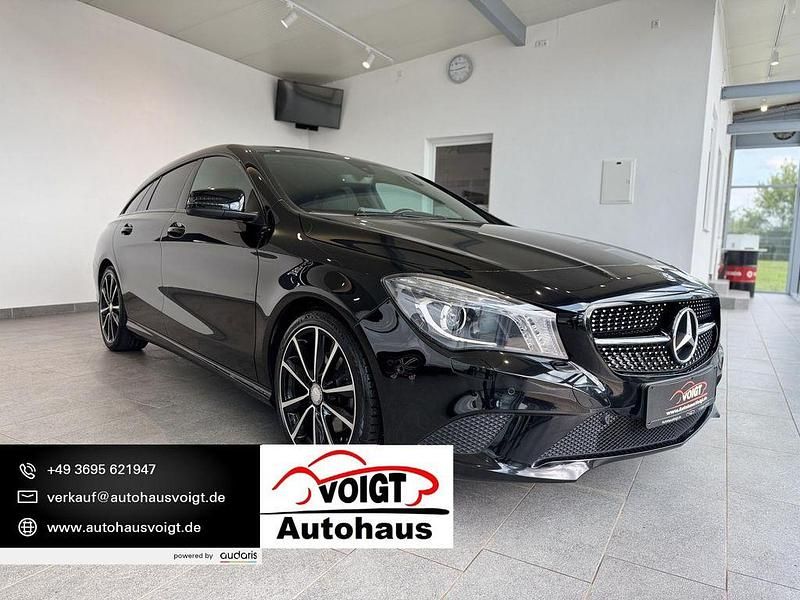 Schwarz Gebraucht 2015 Mercedes CLA200 Shooting Brake Urban Kombi | 15.890 € (Fairer Preis) - Bild 1/4