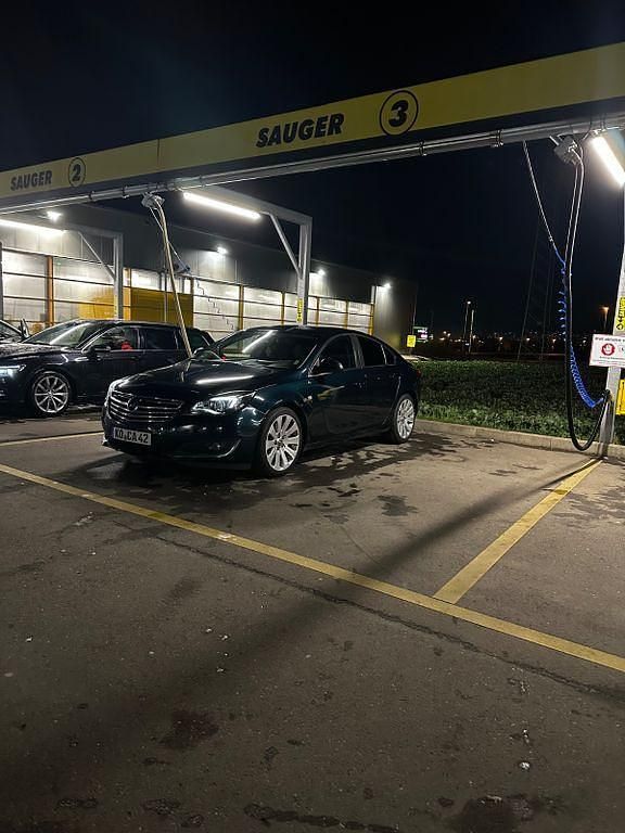 Gebraucht Opel Insignia Edition 140 PS (102 kW) 2013 Limousine