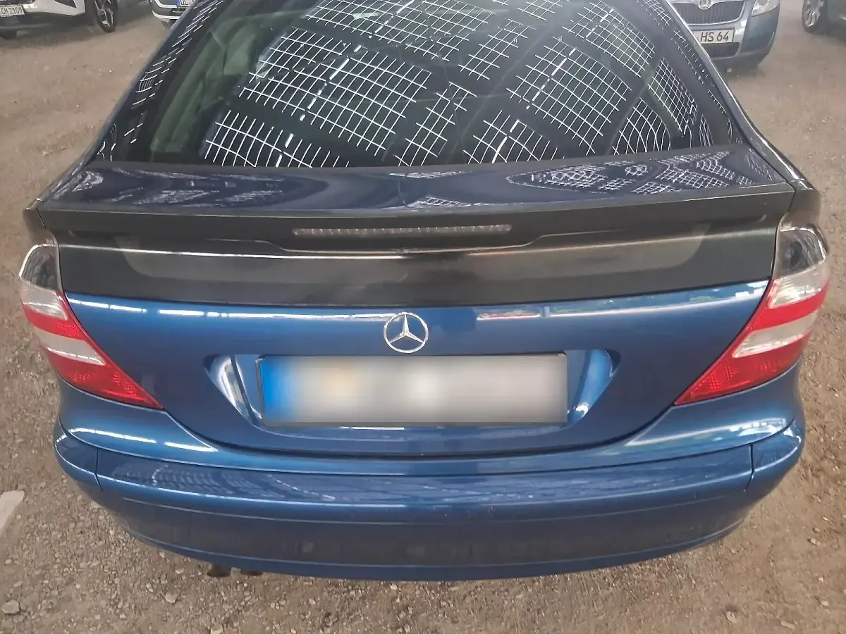 Gebraucht Mercedes 180 143 PS (105 kW) 2004 Limousine