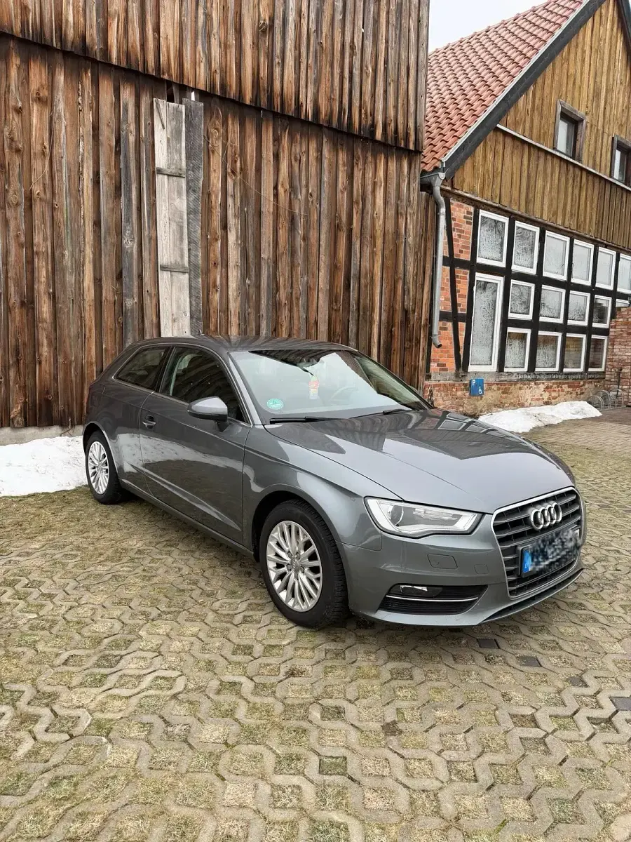 Gebraucht Audi A3 110 PS (80 kW) 2016 Grau Kleinwagen