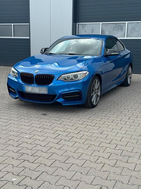 Blau Gebraucht 2014 BMW M235 M Performance Coupé | 20.999 € (Guter Preis) - Bild 1/4