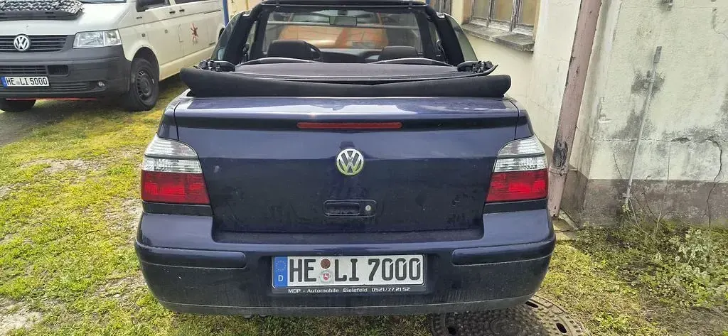 Używany VW Golf Conceptline 90 KM (66 kW) 2002 Niebieski Kabriolet