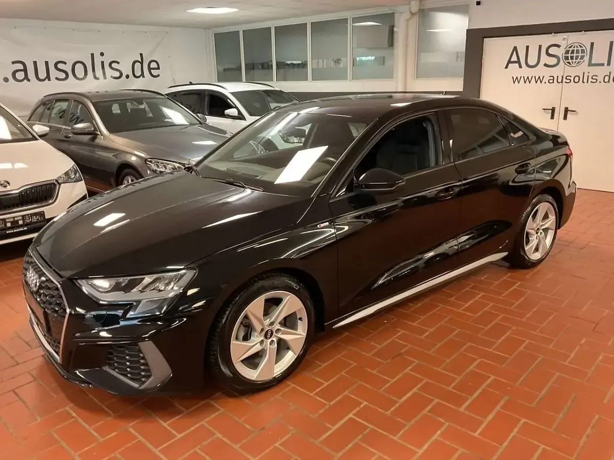 Gebraucht Audi A3 S-Line 110 PS (80 kW) 2022 Mythosschwarz Limousine