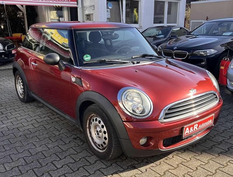 Gebraucht Mini ONE 75 PS (55 kW) 2009 Nightfire red metallic Kleinwagen