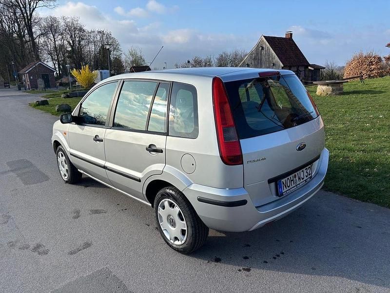 Gebraucht Ford Fusion 80 PS (58 kW) 2004 Silber Kleinwagen