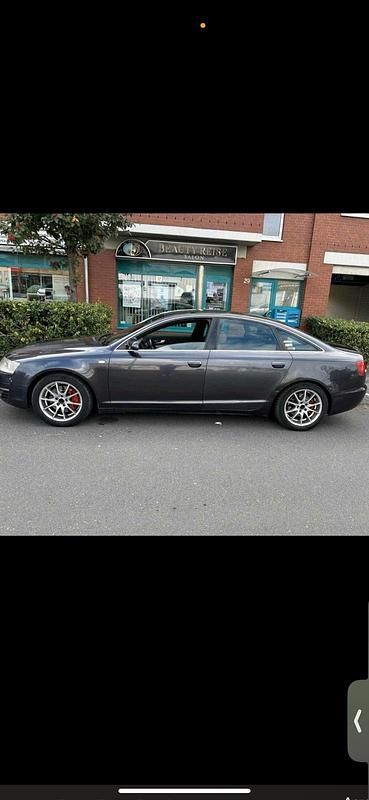 Grau Gebraucht 2005 Audi A6 Limousine | 1.600 € (Superpreis) - Bild 1/4