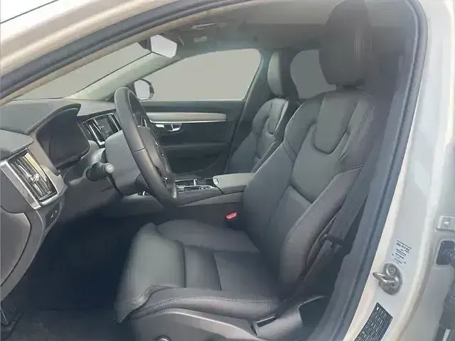 Gebraucht Volvo V90 Ultra 349 PS (256 kW) 2025 Crystal weiß perleffekt Kombi