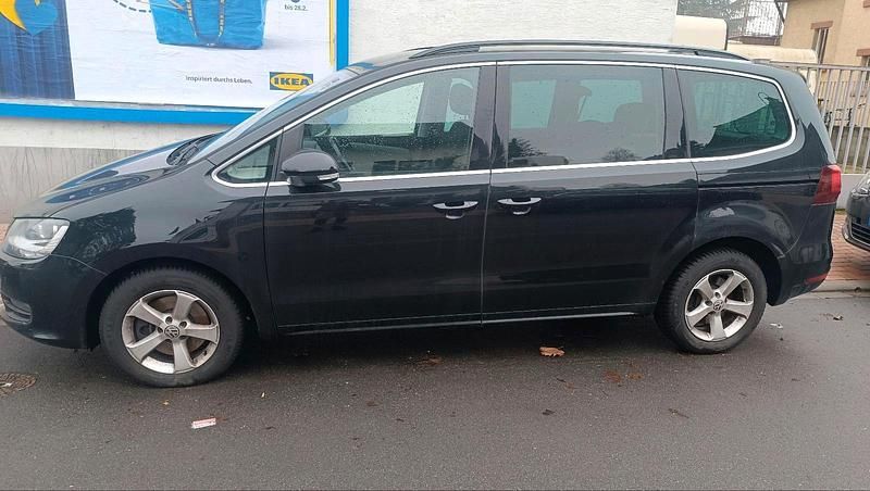 Gebraucht VW Sharan 150 PS (110 kW) 2016 Schwarz Van / Kleinbus