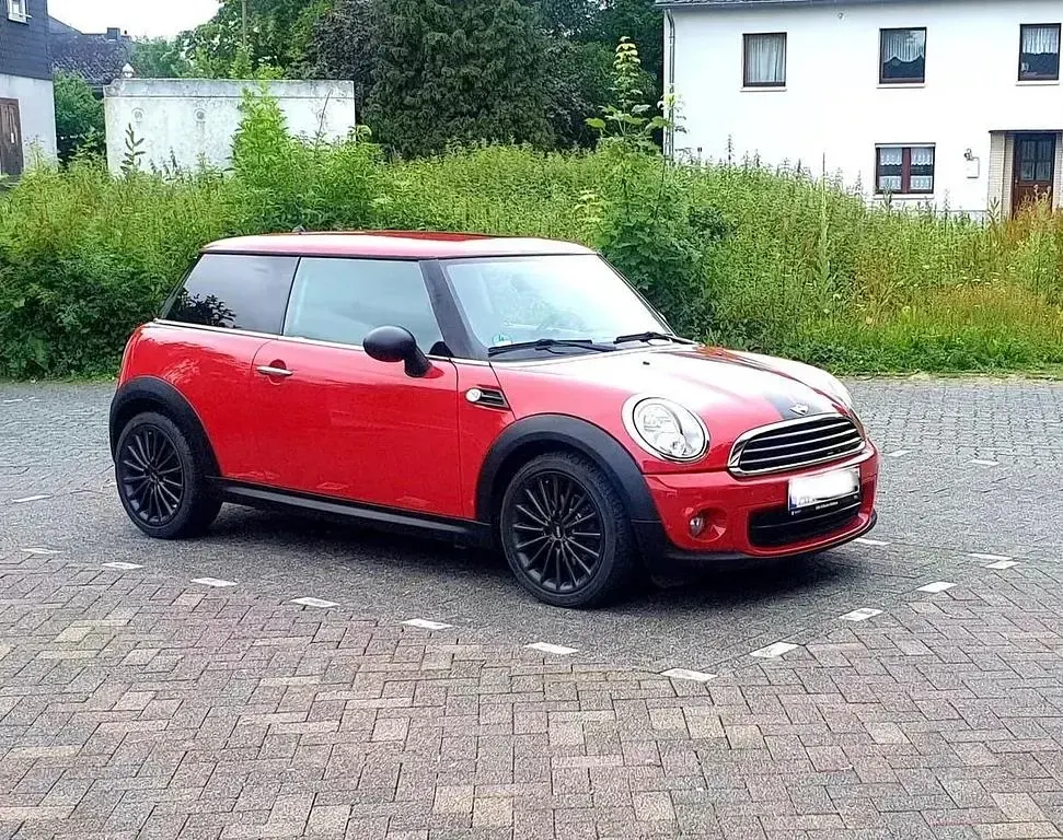 Usata Mini ONE 98 CV (72 kW) 2011 Rosso Utilitaria