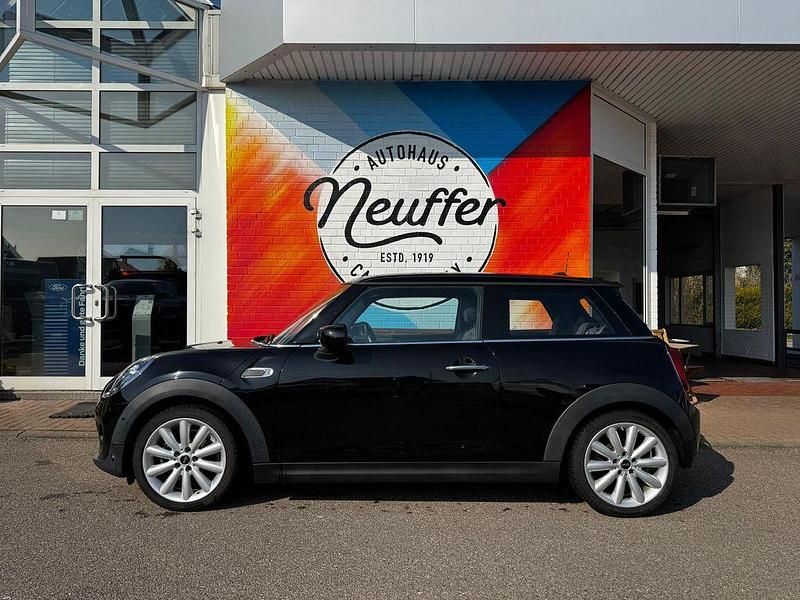 Gebraucht Mini Cooper Chili 136 PS (100 kW) 2020 Midnight black Kleinwagen