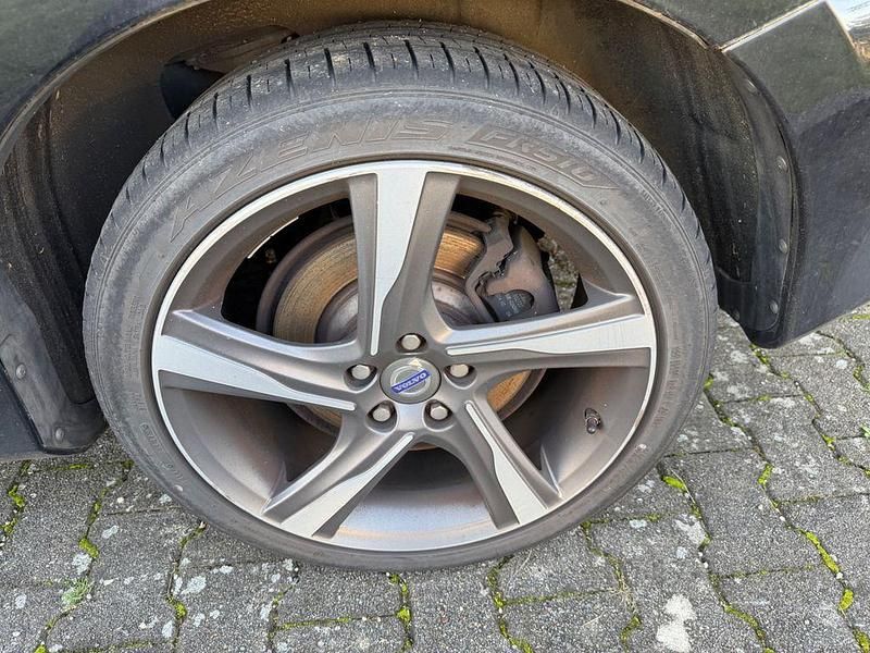 Gebraucht Volvo V60 Summum 205 PS (150 kW) 2011 Schwarz Kombi