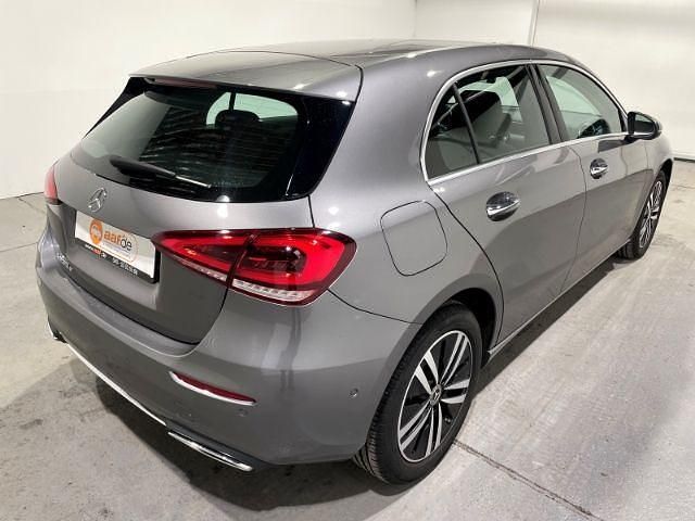 Gebraucht Mercedes A250 160 PS (117 kW) 2022 Grau Limousine