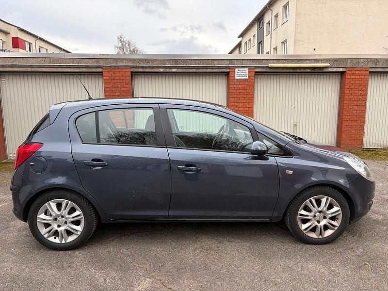 Gebraucht Opel Corsa Selection 80 PS (58 kW) 2009 Blau Kleinwagen