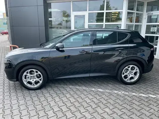 Gebraucht Alfa Romeo Tonale Sprint 131 PS (96 kW) 2023 Nero alfa SUV