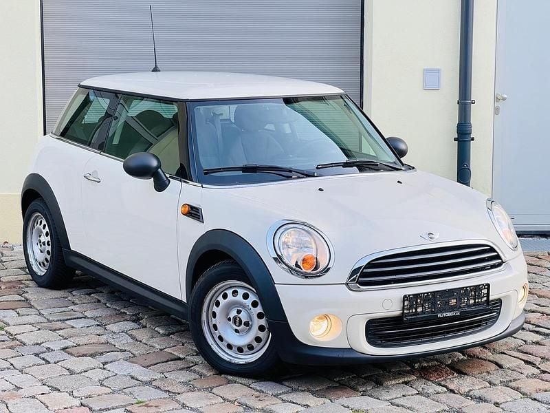 Gebraucht Mini ONE 75 PS (55 kW) 2012 Pepper white Kleinwagen