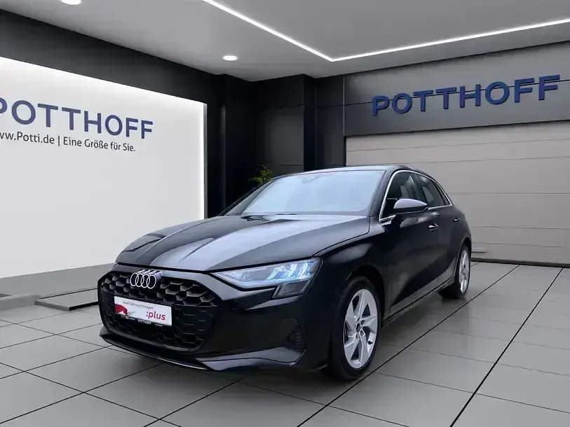 Gebraucht Audi A3 Advanced 116 PS (85 kW) 2024 Schwarz Limousine