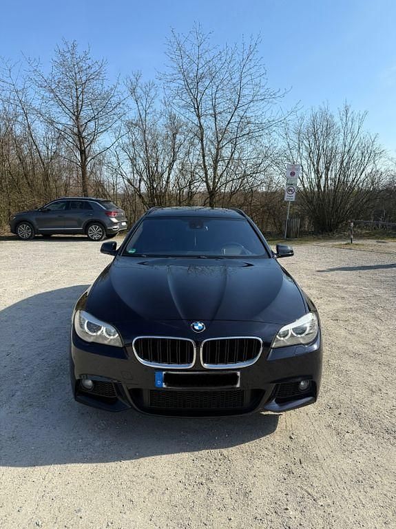 Gebraucht BMW 530 M Performance 258 PS (189 kW) 2012 Schwarz Kombi