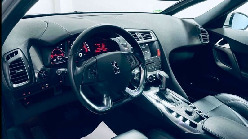 Weiß Gebraucht 2013 Citroën DS5 So Chic Kleinwagen | 9.490 € (Etwas zu teuer) - Bild 1/4