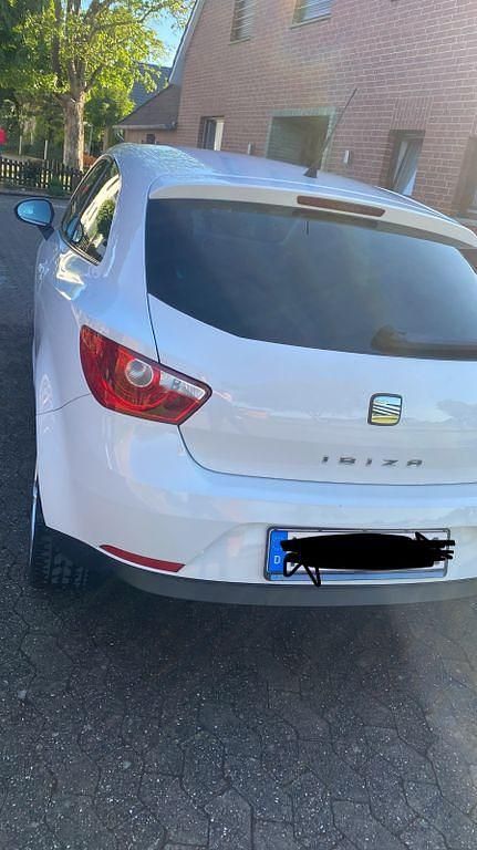 Gebraucht Seat Ibiza SC Reference 86 PS (63 kW) 2011 Weiß Kleinwagen