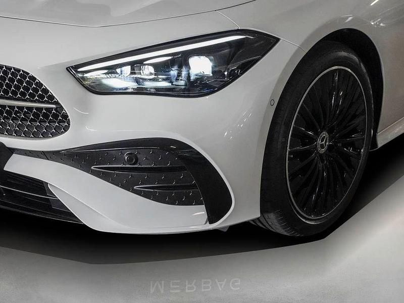 Gebraucht Mercedes CLE200 AMG 277 PS (203 kW) 2024 Polarweiss Cabrio