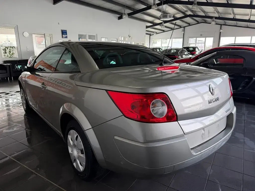 Gebraucht Renault Mégane Cabriolet Authentique 111 PS (81 kW) 2007 Beige Cabrio