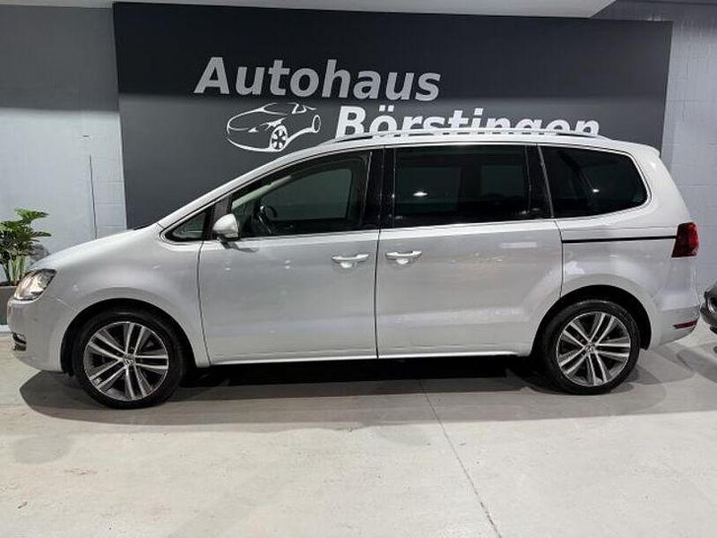 Gebraucht VW Sharan Highline 177 PS (130 kW) 2019 Silber Van / Kleinbus