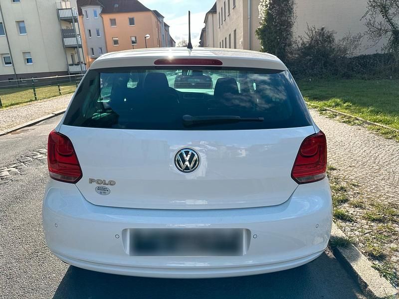 Gebraucht VW Polo Edition 60 PS (44 kW) 2011 Weiß Kleinwagen