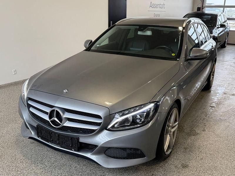 Gebraucht Mercedes C220 170 PS (125 kW) 2015 Silber Limousine