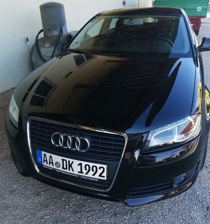 Gebraucht Audi A3 125 PS (91 kW) 2010 Schwarz Limousine