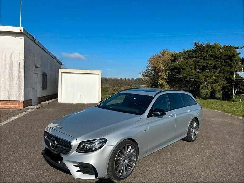 Silber Gebraucht 2017 Mercedes E43 AMG AMG Limousine | 36.500 € (Guter Preis) - Bild 1/4