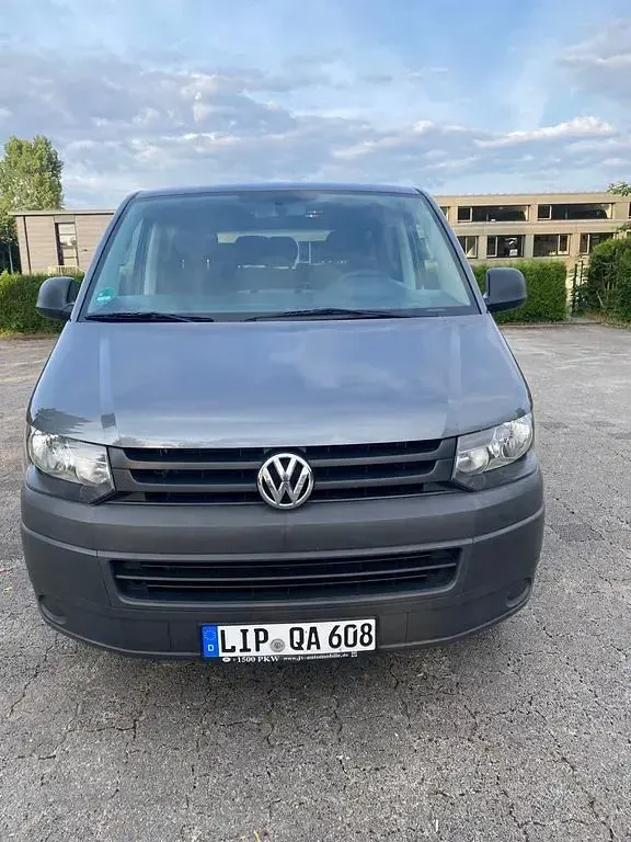 Gebraucht VW Caravelle 179 PS (131 kW) 2010 Grün Van